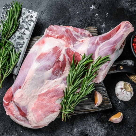 Bone-In Lamb Shoulder (1kg | 3 Portions) - كتف غنم بالعظم